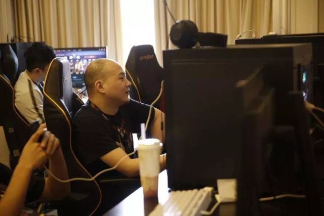 状态不佳 MOUZ今年第二次缺席大赛淘汰赛