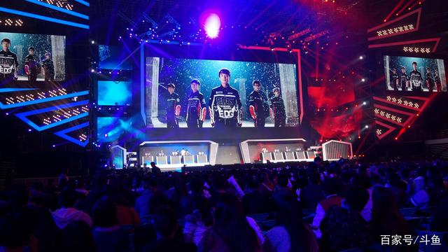 BLG官方分享：收拾行李中！准备出发