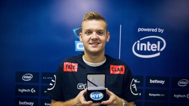 【战报】王者荣耀2020KPL秋季赛，西安WE爆冷 1：3 不敌RW侠